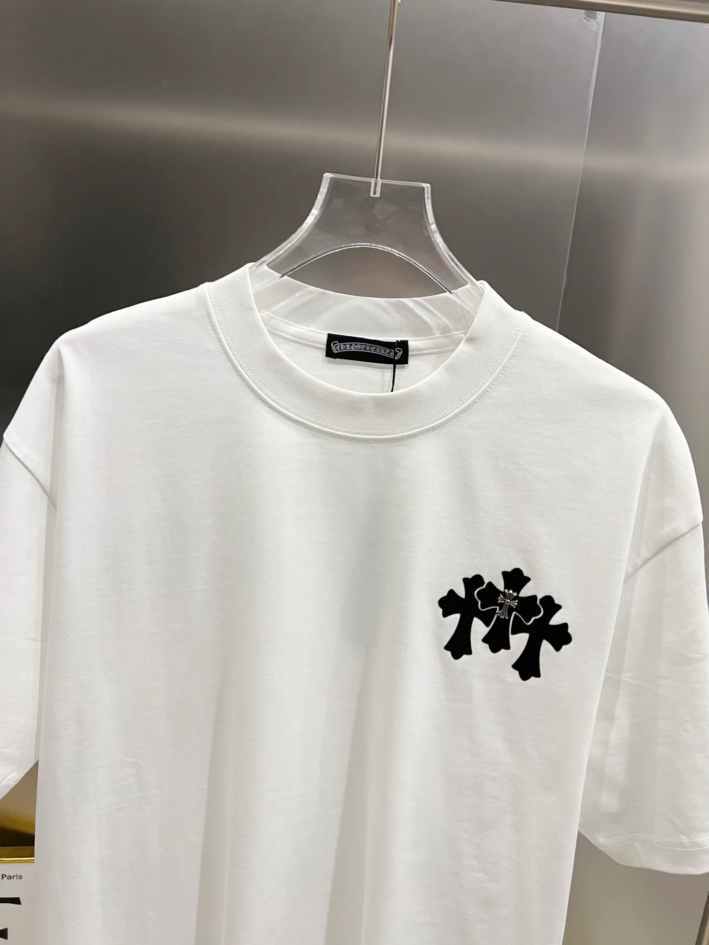 🅿️190 CH Crow 2025 Autumn and Winter New Short-sleeved T-shirt Cross leather craft Customized hardware metal + Middle Eastern Australian diamond design craft The real thing is great🔥Same style for men and women, loose version Size S M L XL XXL Five sizes black white